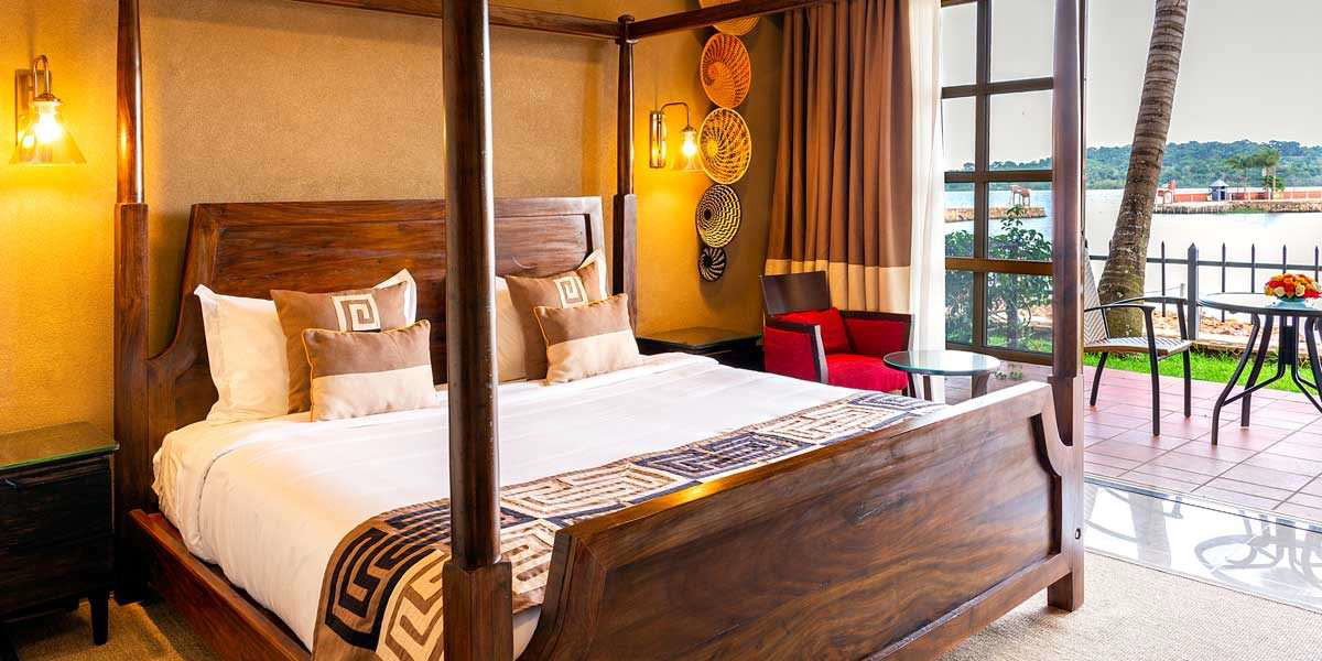 Show travellers where the day can end.